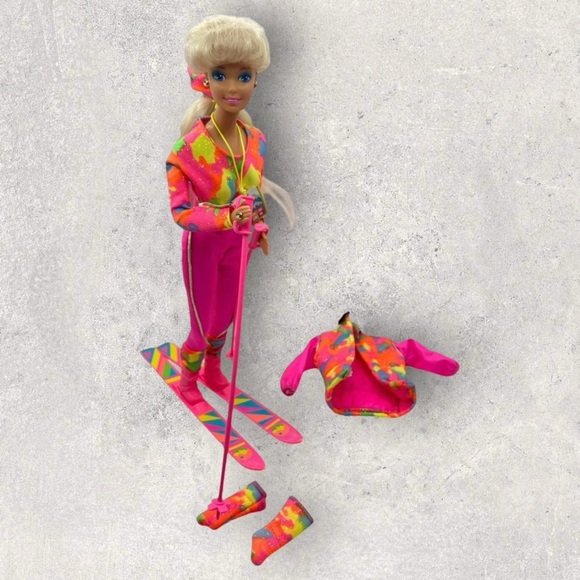Vintage 1991 Ski Fun  Barbie #7511 - Picture 1 of 5